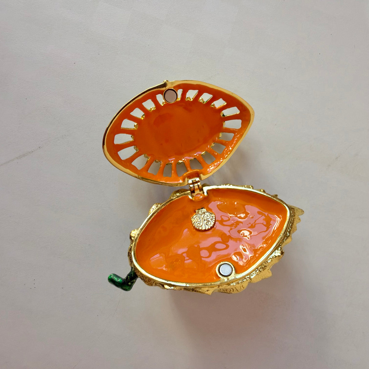 Jeweled Frog On A Leaf Trinket Box