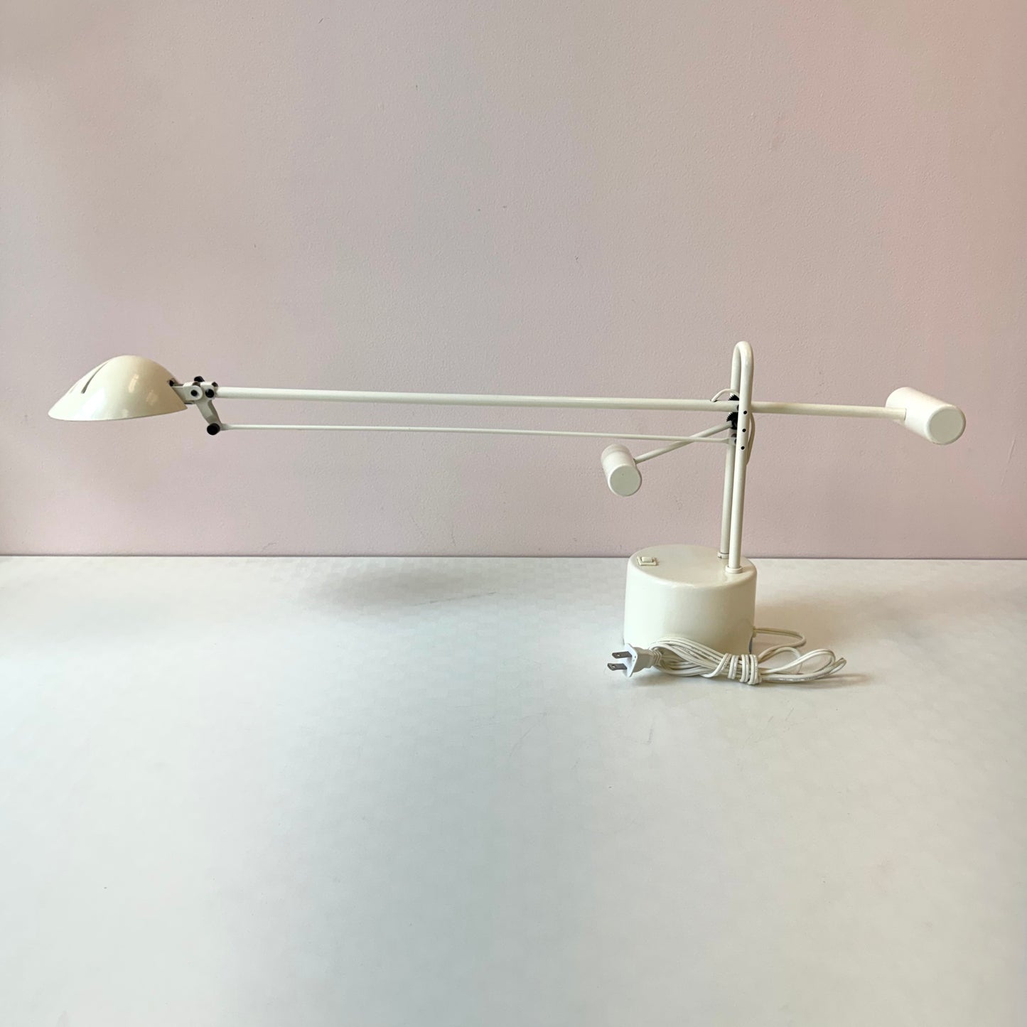Vintage Postmodern White Cantilevered Arm Adjustable Desk Lamp
