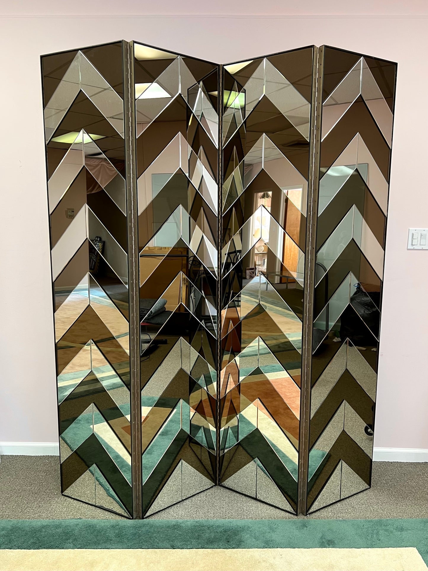 Vintage 4 Panel Chevron Mirrored Screen/Room Divider