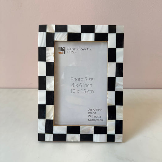 Mother of Pearl Checkerboard Photo Frame - White & Black: 4"x6"