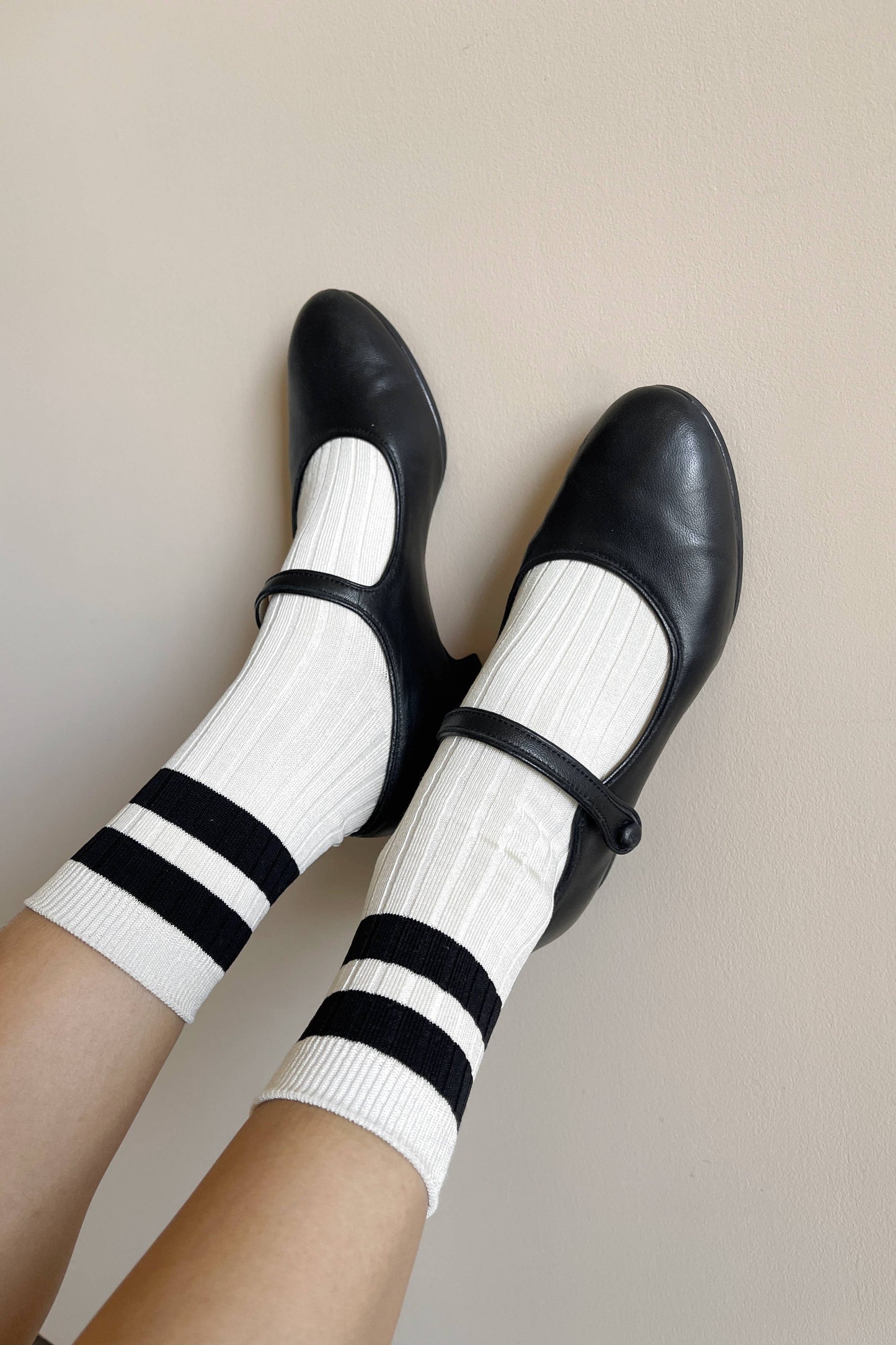 Le Bon Shoppe: 'Her' Socks in Cream Black