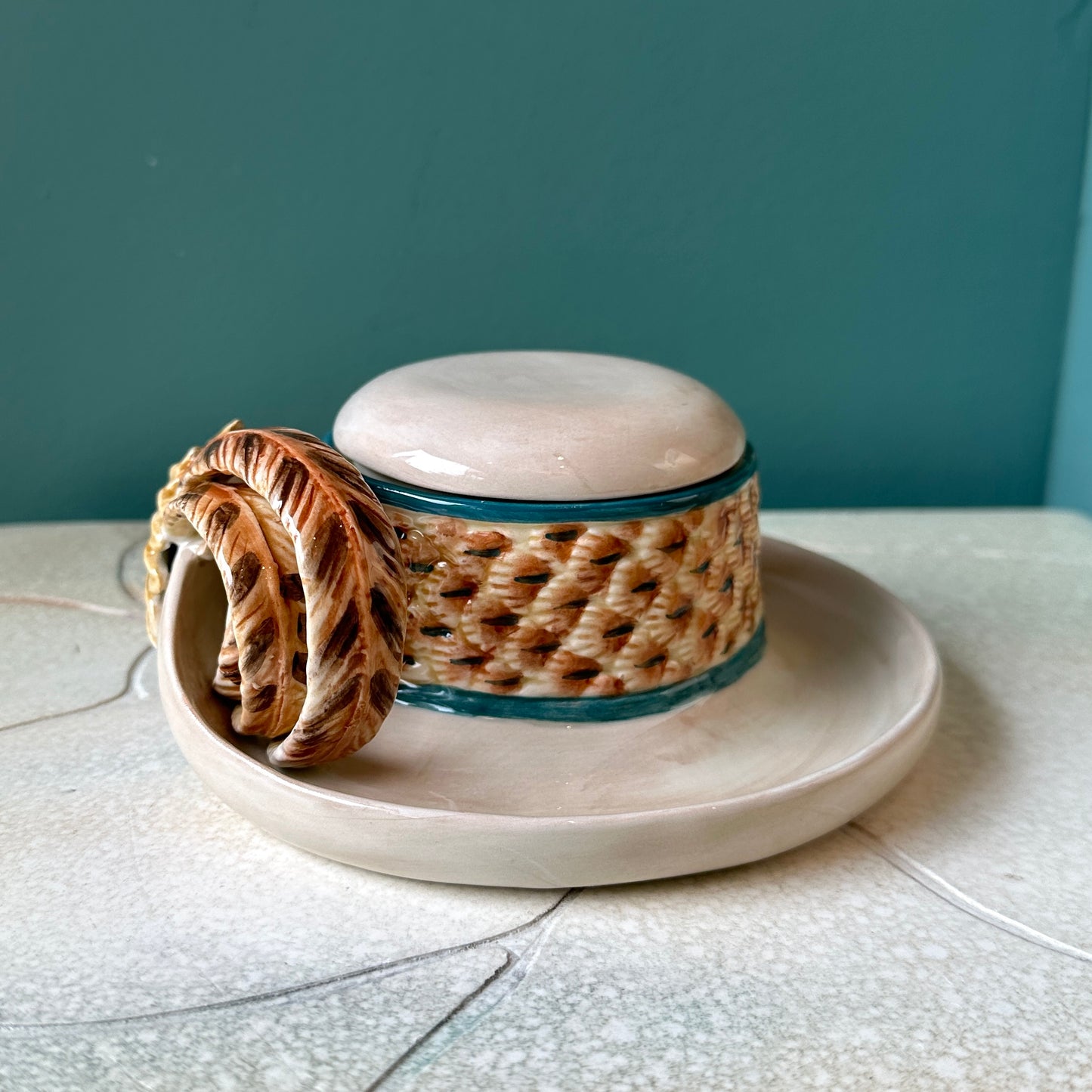 Vintage Fitz and Floyd Feathered Ceramic Hat Trinket Box