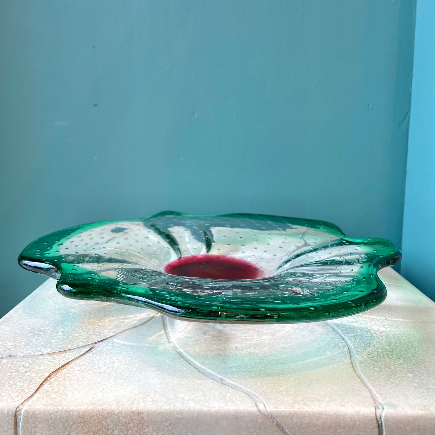 Vintage Green and Crimson Biomorphic Bullicante Glass Dish