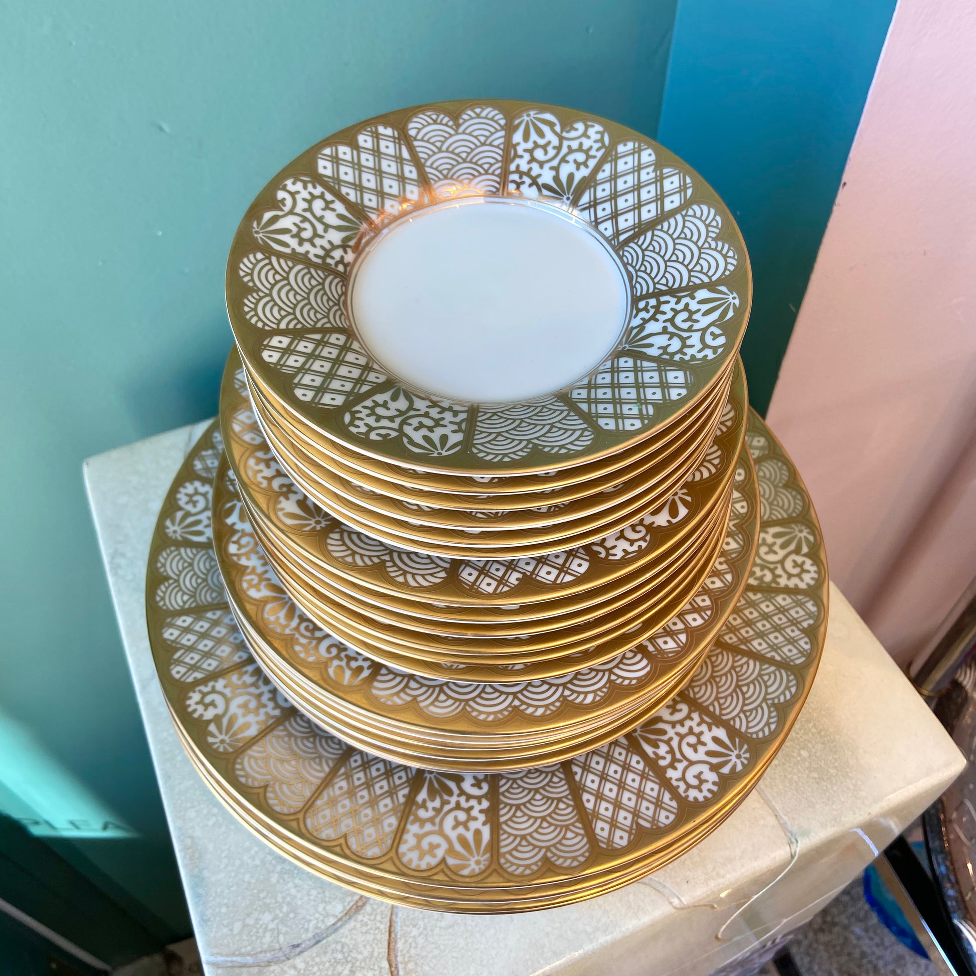 Vintage Fitz and Floyd 'Shinmonzen' Dinnerware Set/ 24Piece Vintage Fitz and Floyd 'Shinmonzen' Dinnerware Set/ 24Piece