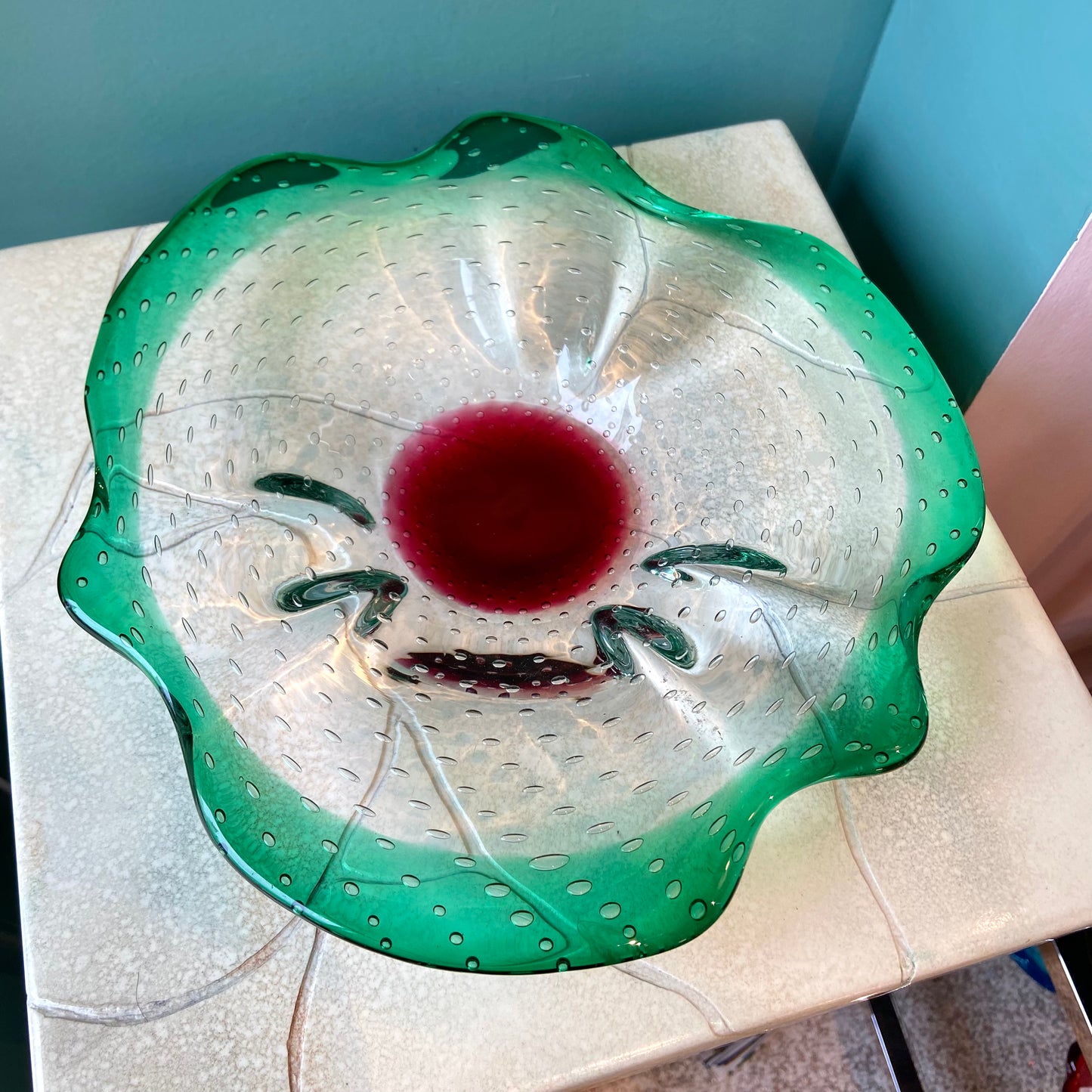 Vintage Green and Crimson Biomorphic Bullicante Glass Dish