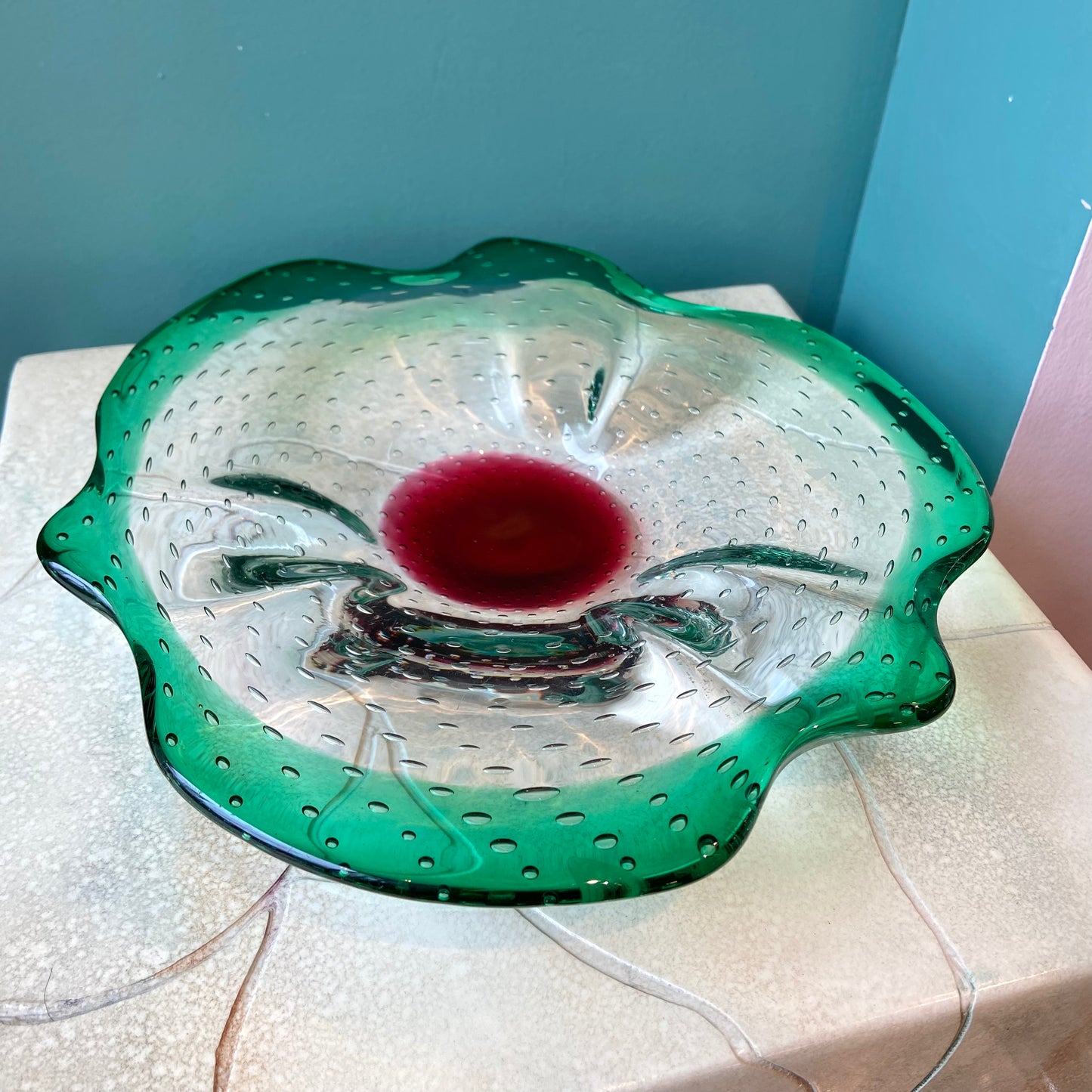 Vintage Green and Crimson Biomorphic Bullicante Glass Dish